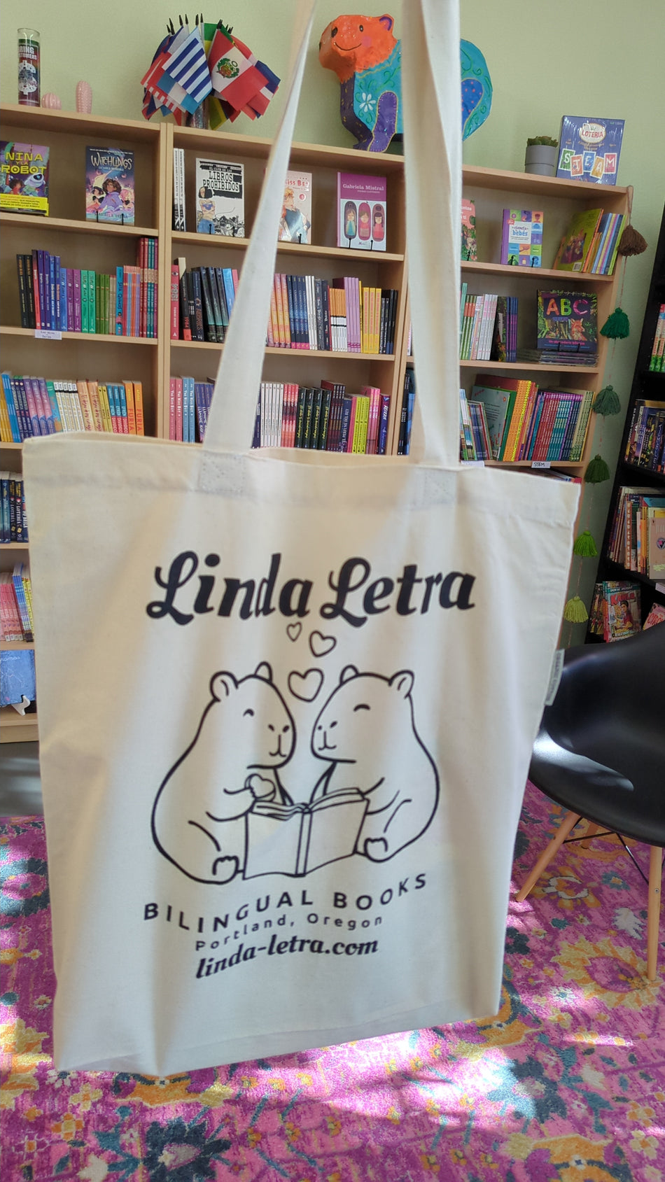 Linda Letra Tote Bag
